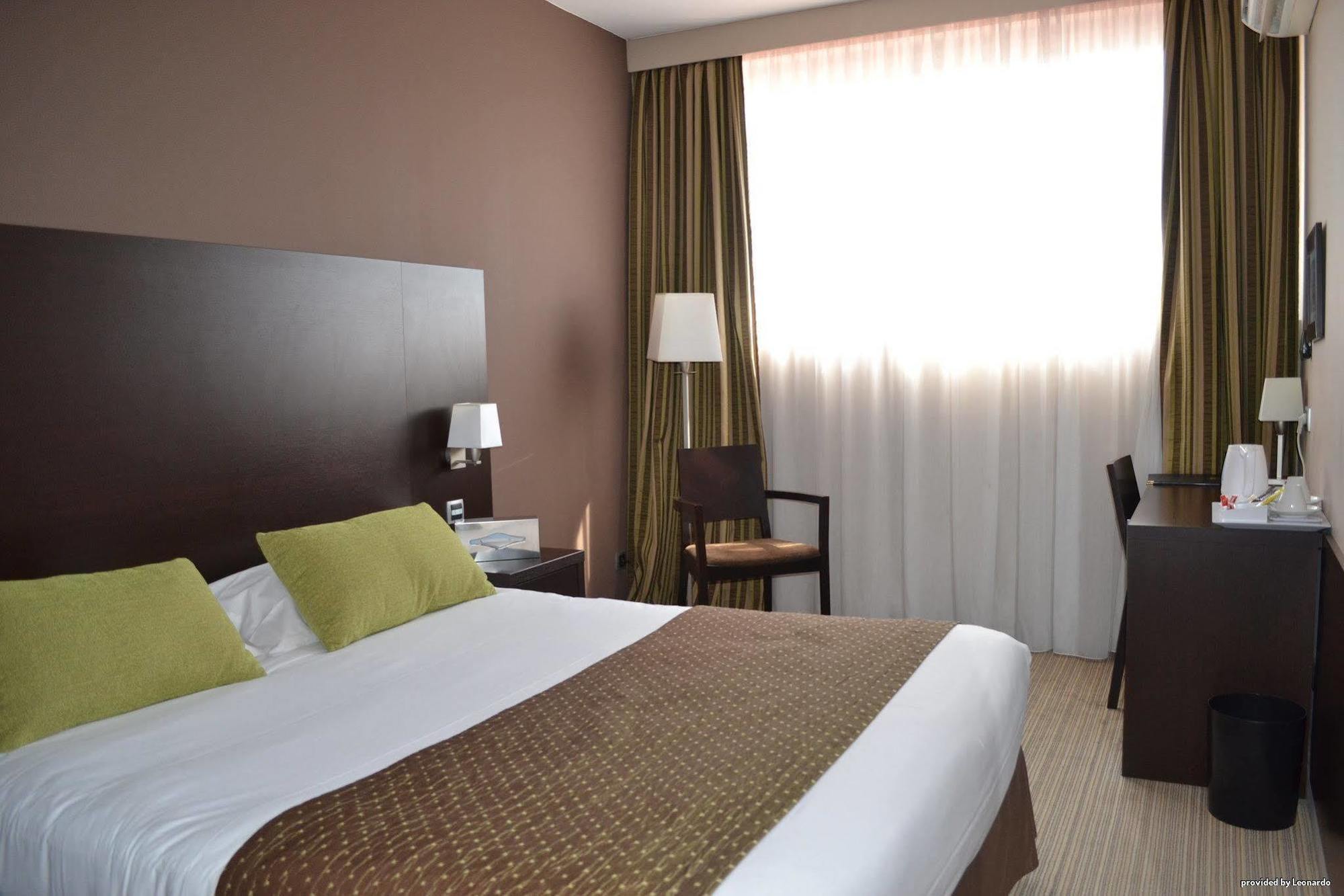 Best Western Hotel Des Barolles - Lyon Sud Brignais Exteriör bild