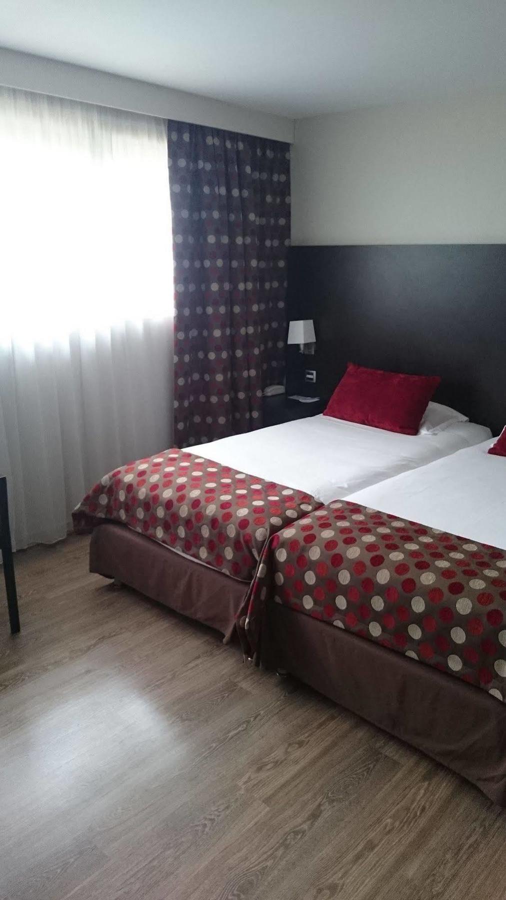 Best Western Hotel Des Barolles - Lyon Sud Brignais Exteriör bild